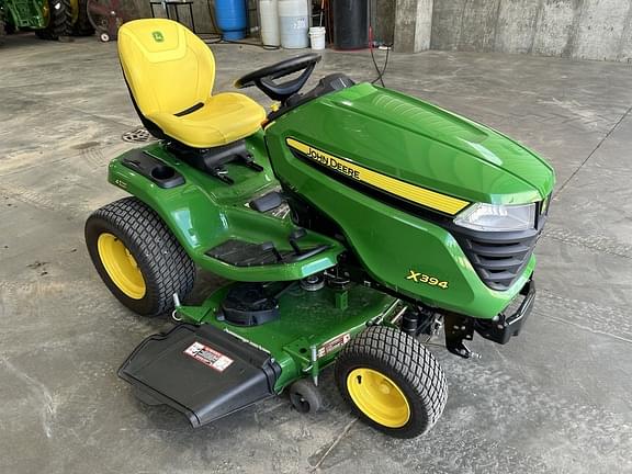 Image of John Deere X394 equipment image 1