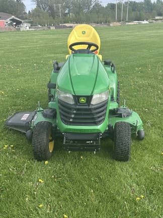 Image of John Deere X580 equipment image 1