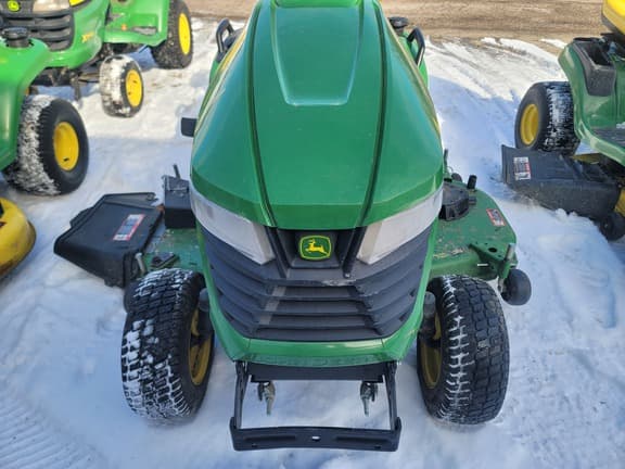 Image of John Deere X580 equipment image 3