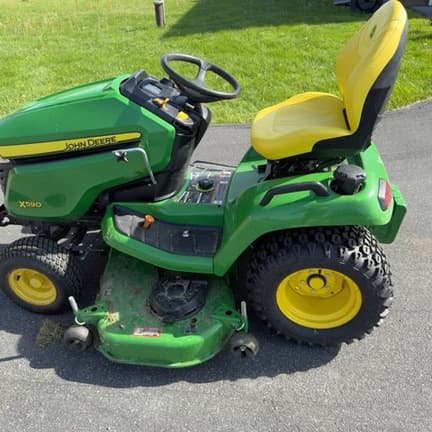 Image of John Deere X590 equipment image 1