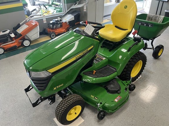 Main image John Deere X590