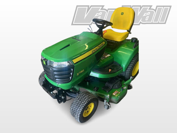 2023 John Deere X730 Equipment Image0