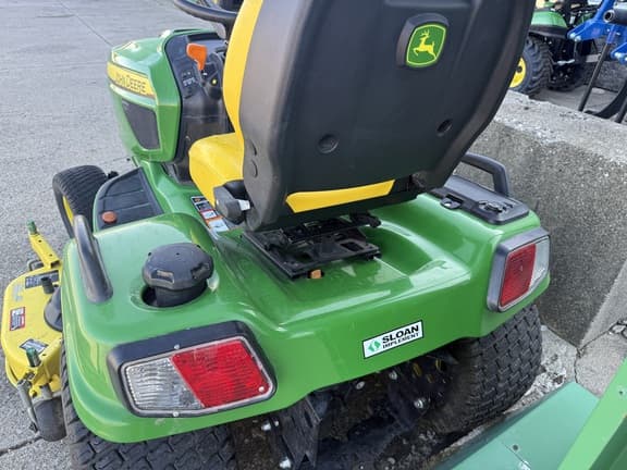 Image of John Deere X730 equipment image 3