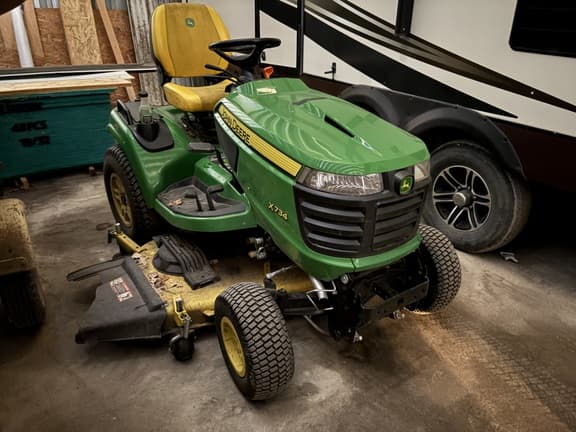 Image of John Deere X734 Primary image