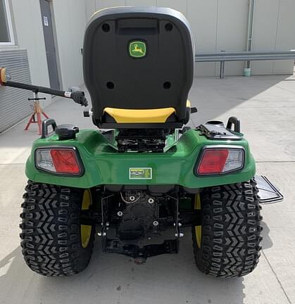 Image of John Deere X738 equipment image 3