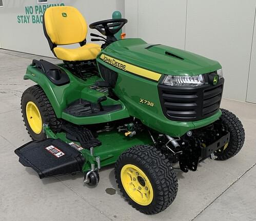 Image of John Deere X738 Primary image