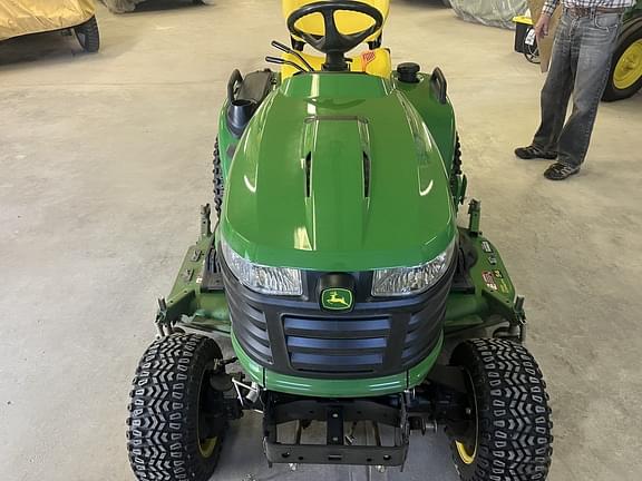 Image of John Deere X739 equipment image 3