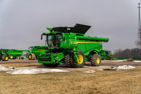 Image of John Deere X9 1000 Primary image