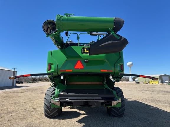 Image of John Deere X9 1000 equipment image 3