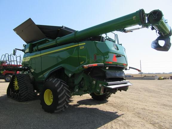 Image of John Deere X9 1100 equipment image 3