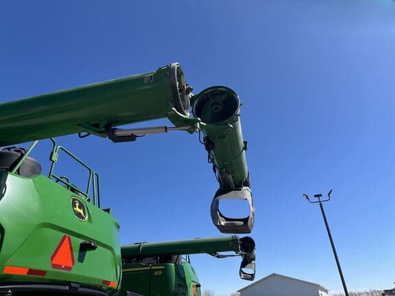 Image of John Deere X9 1100 Primary image