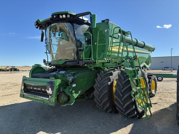 2023 John Deere X9 1100 Equipment Image0