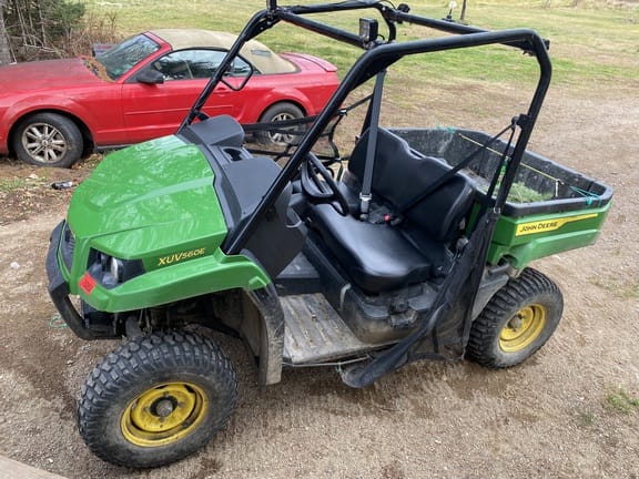 2023 John Deere XUV 560E Equipment Image0