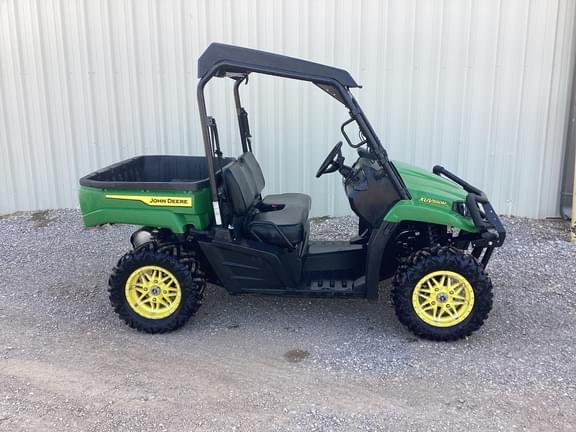 Image of John Deere XUV 590M equipment image 4