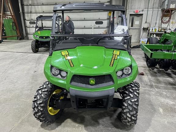 Image of John Deere XUV 590M equipment image 2