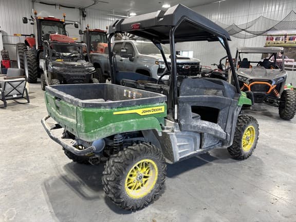 Image of John Deere XUV 590M equipment image 2