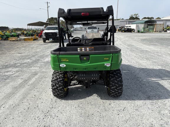 Image of John Deere XUV 590M equipment image 3