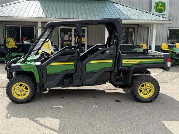 Image of John Deere XUV 825M equipment image 2