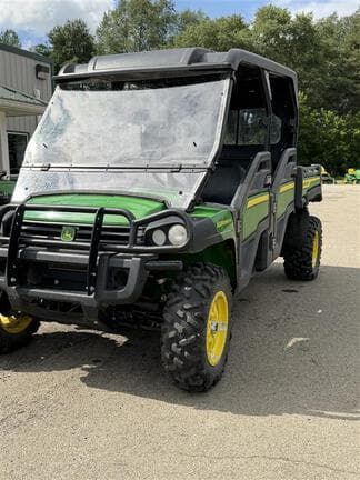 Image of John Deere XUV 825M equipment image 1