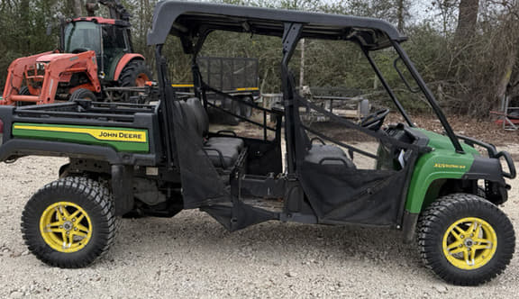 Image of John Deere XUV 825M equipment image 4