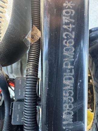 Image of John Deere XUV 835M equipment image 2