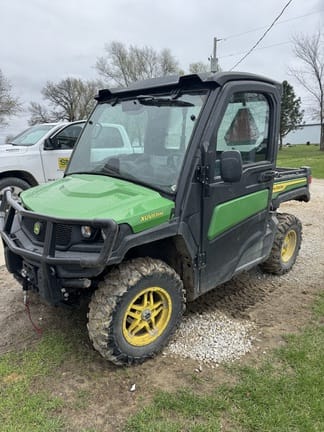 2023 John Deere XUV 835M Equipment Image0