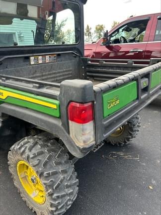 Image of John Deere XUV 835M equipment image 4