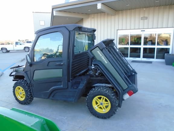 Image of John Deere XUV 835M equipment image 4