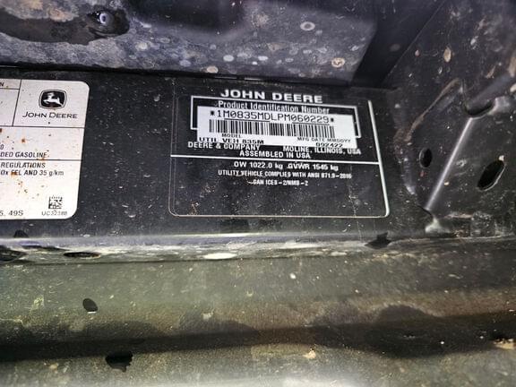 Image of John Deere XUV 835M equipment image 4