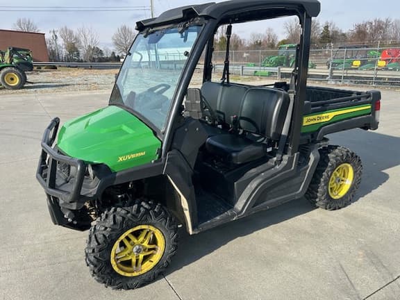 Image of John Deere XUV 835M Primary image