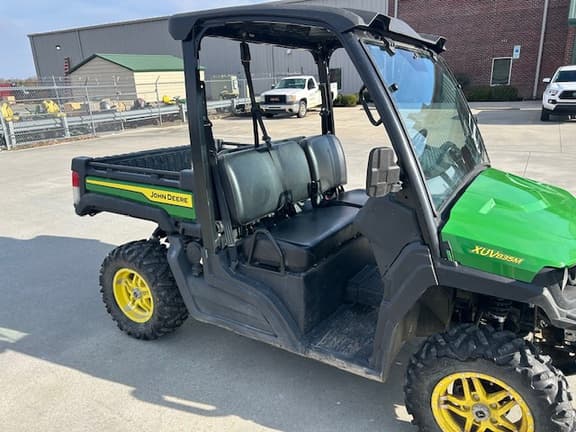 Image of John Deere XUV 835M equipment image 2