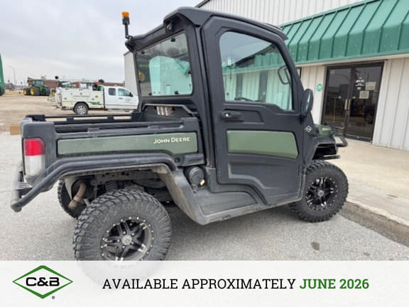 Image of John Deere XUV 835M Primary image