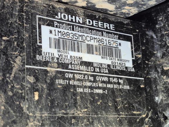 Image of John Deere XUV 835M equipment image 1