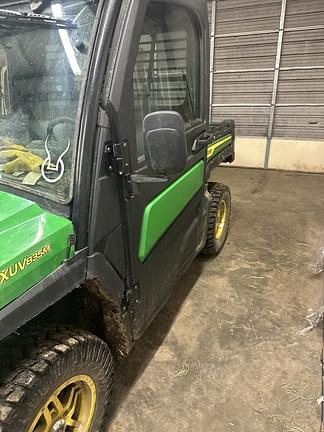 Image of John Deere XUV 835M equipment image 4