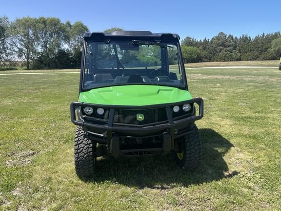 Image of John Deere XUV 835M equipment image 1