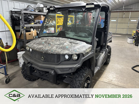 2023 John Deere XUV 835M Equipment Image0