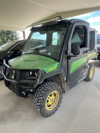 Image of John Deere XUV 835M equipment image 3