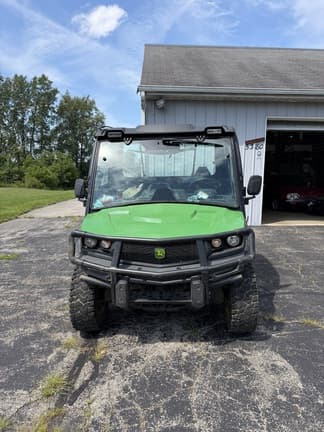Image of John Deere XUV 835M equipment image 4