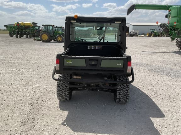 Image of John Deere XUV 835M equipment image 2