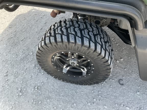 Image of John Deere XUV 835M equipment image 4