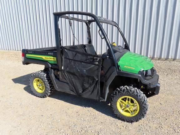 Image of John Deere XUV 835M Primary image