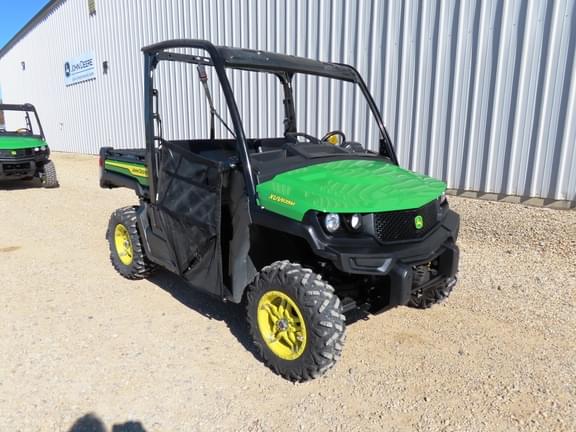 Image of John Deere XUV 835M equipment image 2