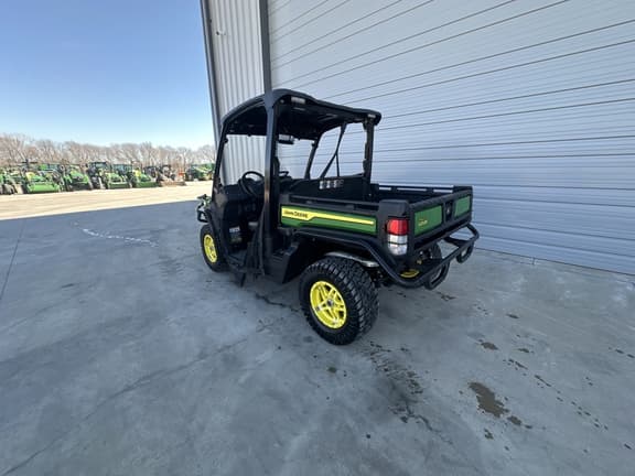 Image of John Deere XUV 835M equipment image 2