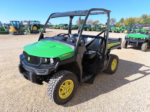 Image of John Deere XUV 835M equipment image 4