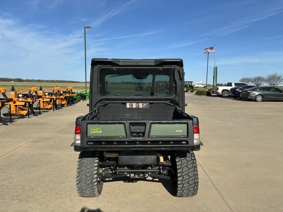 Image of John Deere XUV 835M equipment image 2