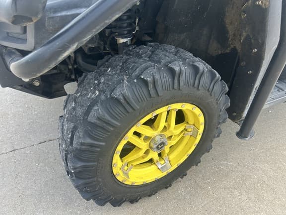 Image of John Deere XUV 835M equipment image 4