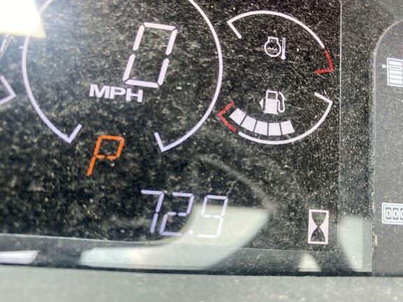 Image of John Deere XUV 835M equipment image 2