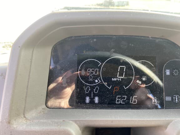 Image of John Deere XUV 835R equipment image 2