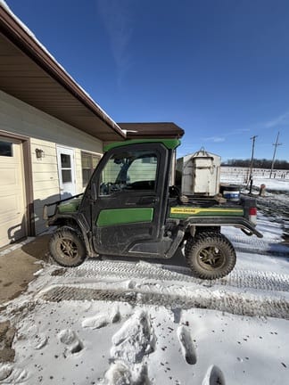 2023 John Deere XUV 835R Equipment Image0