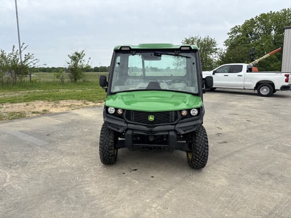 Image of John Deere XUV 835R equipment image 1